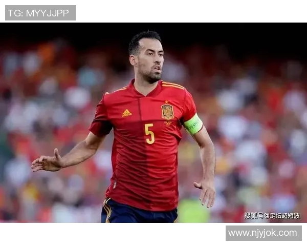 足球巨星面对黑粉评论的真实反应与幽默回应大揭秘 足球巨星面对黑粉评论的真实反应与幽默回应大揭秘