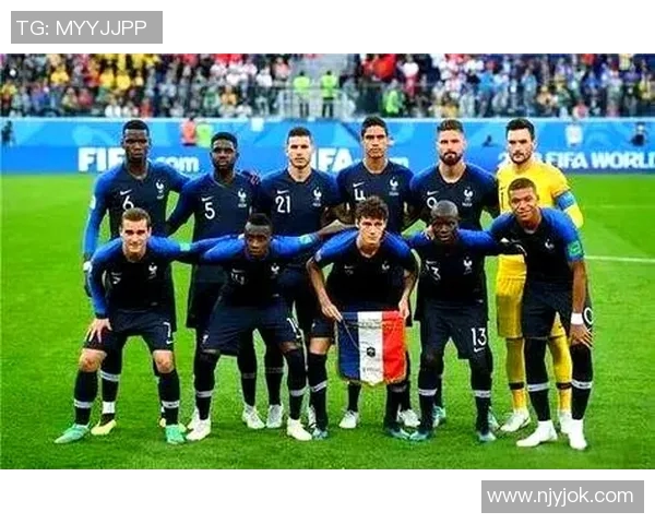 全球足球巨星榜单揭晓十位传奇球员的精彩瞬间与成就回顾 全球足球巨星榜单揭晓十位传奇球员的精彩瞬间与成就回顾