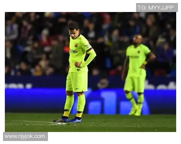 内马尔中国行精彩瞬间回顾与球迷互动盛况揭秘