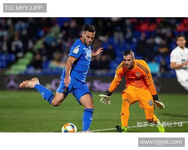 布兰与利勒斯坦的较量揭秘两队战术与球员表现的精彩对决 布兰与利勒斯坦的较量揭秘两队战术与球员表现的精彩对决