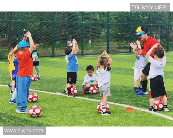 儿童足球培训机构助力孩子成长培养团队精神与运动能力